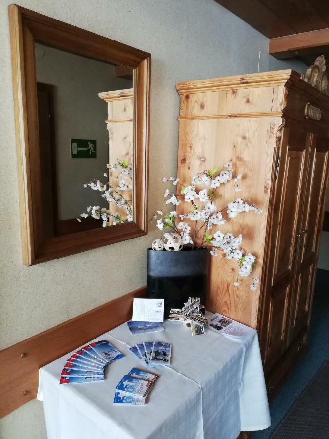 Sonneck Pension Pfarrwerfen Εξωτερικό φωτογραφία
